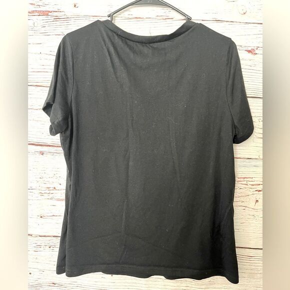 Black V-Neck Women's Short Sleeve Top - Picture 3 of 4
